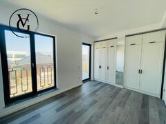 Tunari, casa cu etaj, finisaje premium, mobilata partial